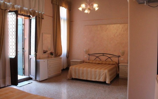 Lion Morosini Palace