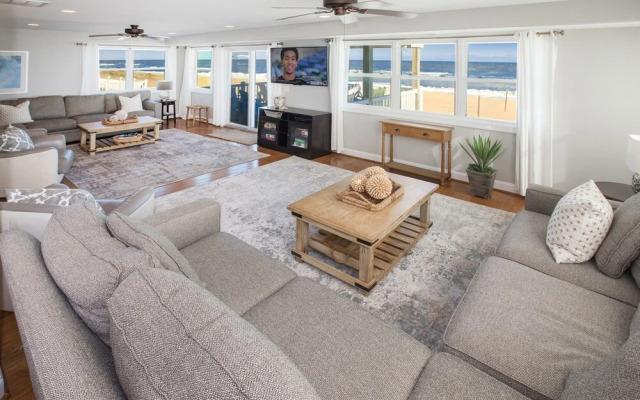 Nautical Nonsense - 8 Br Home