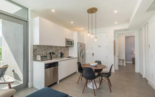 Luxury 2 bedroom apartment in South Beach 501