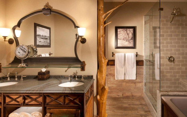Big Cypress Lodge