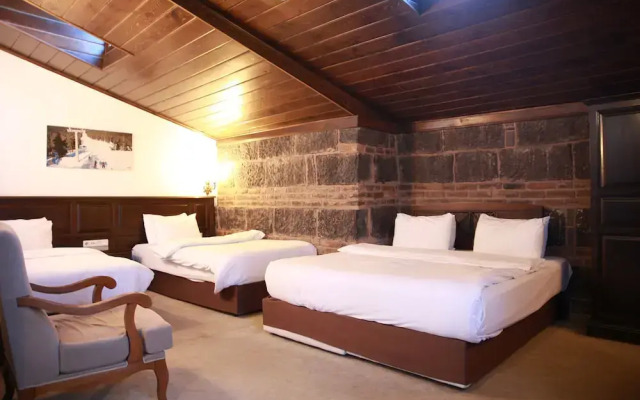 Cheltikov Hotel