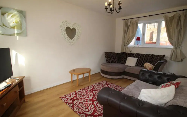26 Merthyr Road