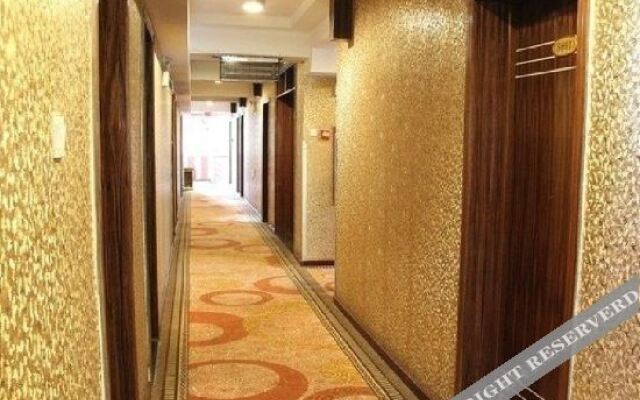 Xuyong Shengli Business Hotel