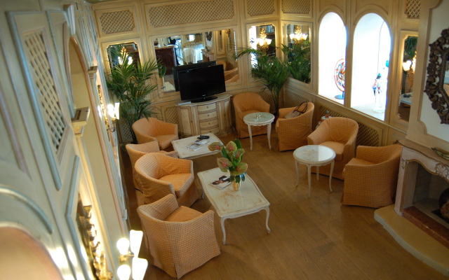 Villa Laguna