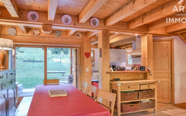 Chalet Le Grand-Bornand, 8 pièces, 11 personnes - FR-1-391-22