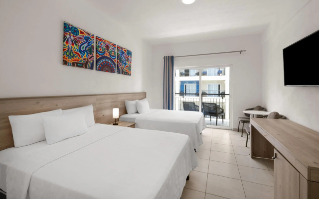 Decameron La Marina Guayabitos, Ramada All Inclusive Resort