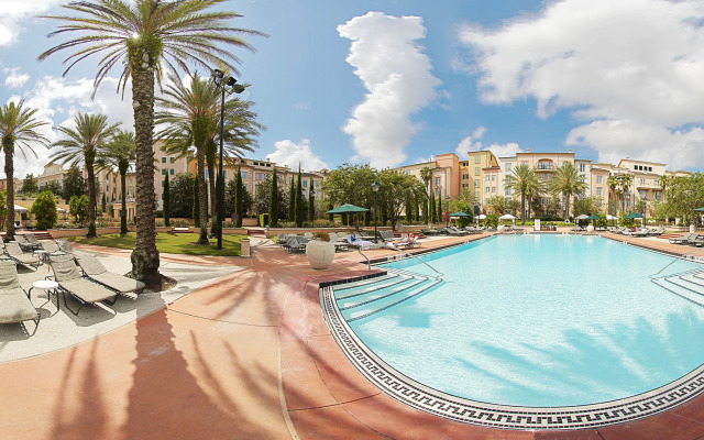 Universal’s Loews Portofino Bay Hotel