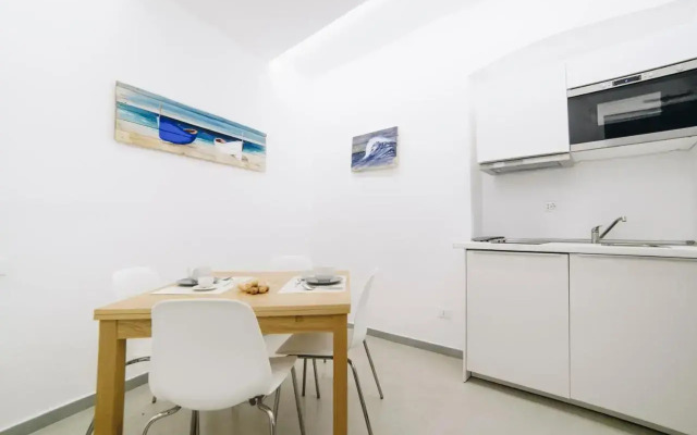330 Holiday Apartments Manarola