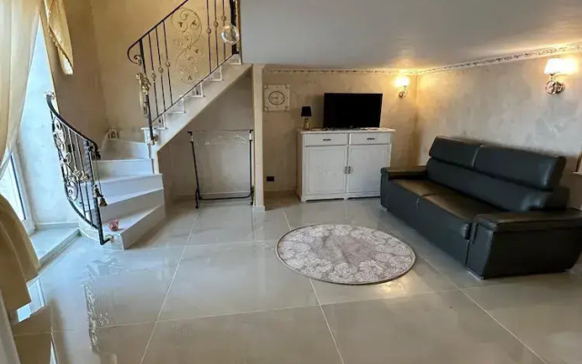Luxury Apartment in Vomero
