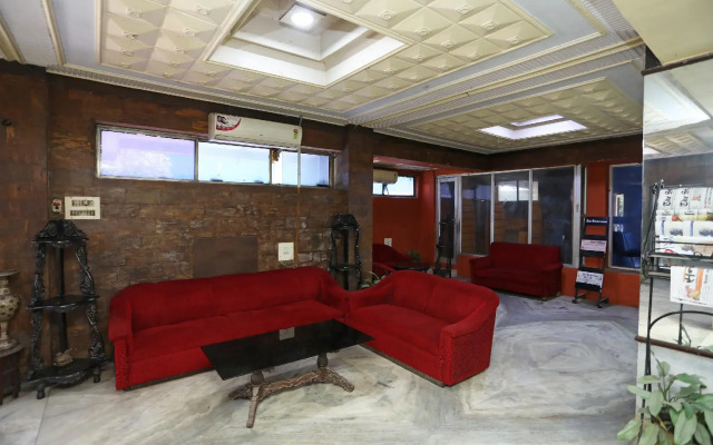 OYO 16159 Hotel Keshari