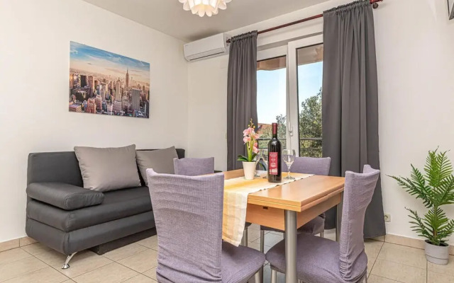Stunning Apartment in Sibenik With Wifi and 1 Bedrooms