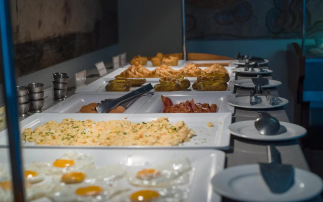Hotel Antinea Suites & SPA