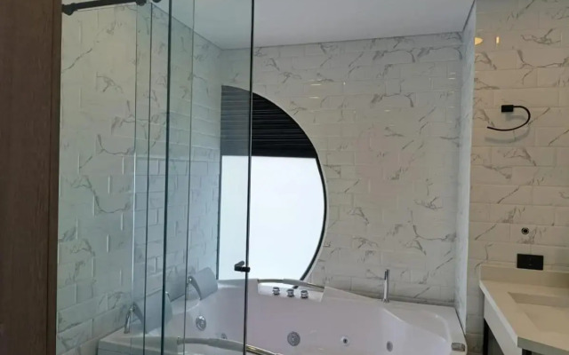 Hotel Living 35 Suites