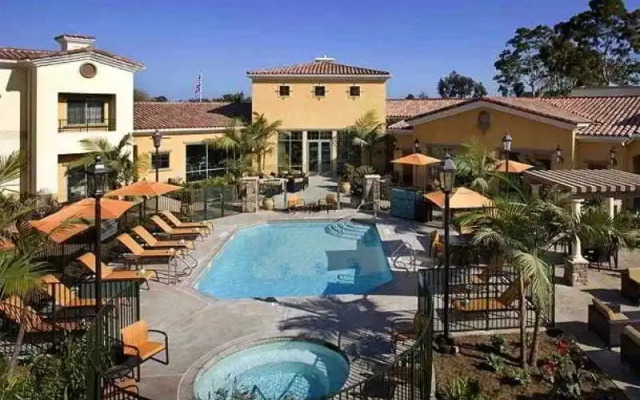 Courtyard Santa Barbara Goleta