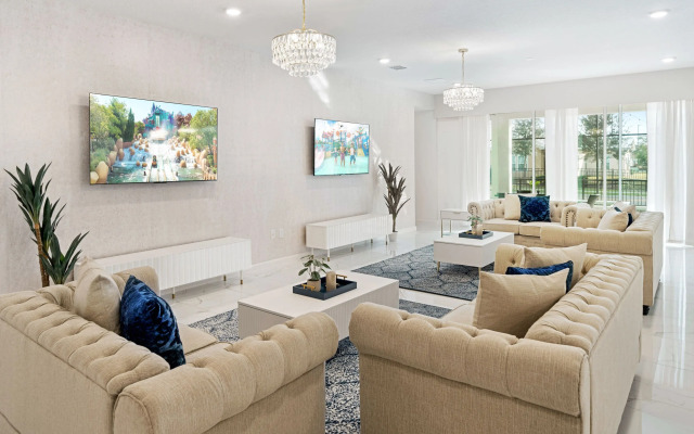 Upstay - 31-guest Home w Pool-hot Tub-cinema-games