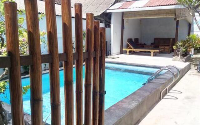 Ketut Bungalow Lembongan