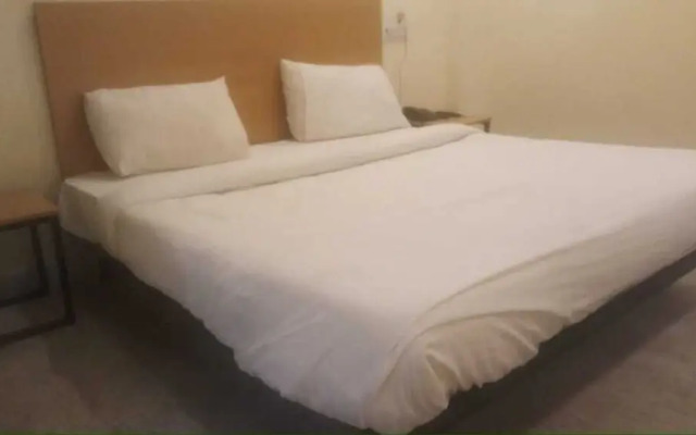 ADB Rooms Days Inn