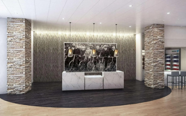 The Mosey Buffalo Williamsville, Tapestry Collection by Hilton