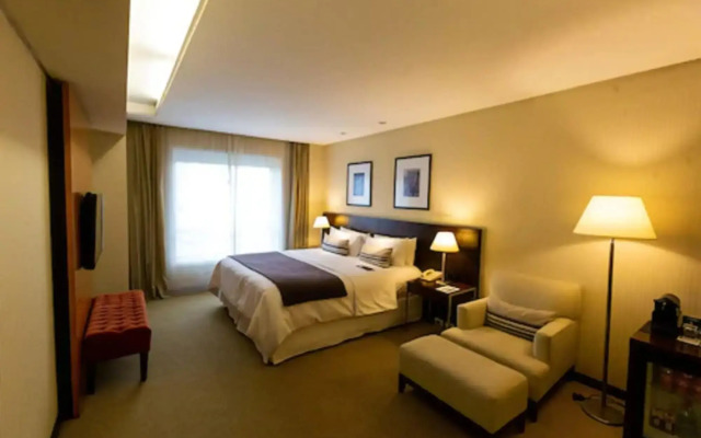 474 Buenos Aires Hotel