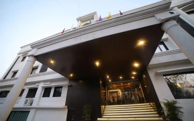 Four Season Recreation Hotel And Spa