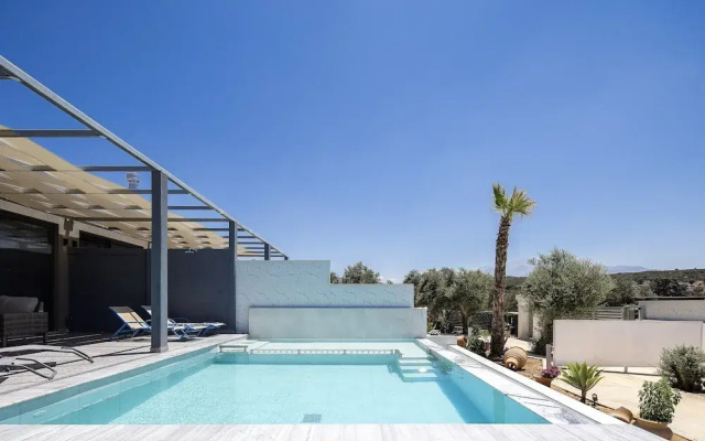 Villa Me - With Private Pool