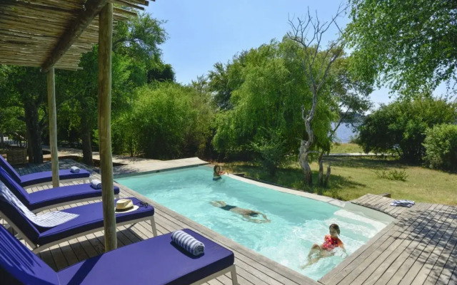 Victoria Falls River Lodge