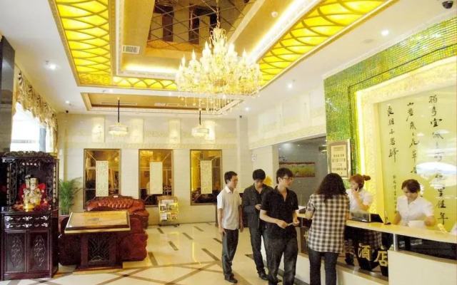 Century Royal Hotel