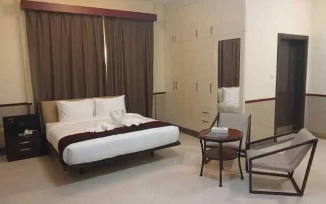Claridge Star Hotel