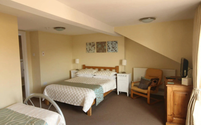 The Courtyard Guest House