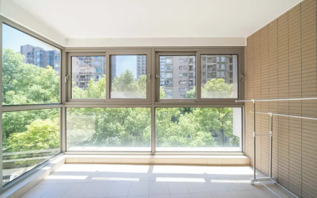 Tyms Stylish 3BR 2BA Apt Xuhui Center