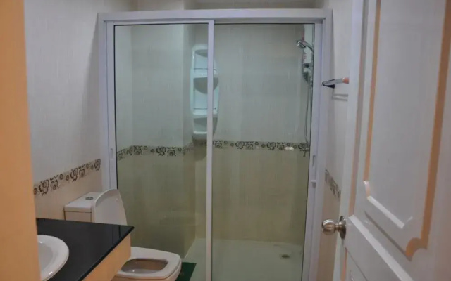 Hill Top Service Suites