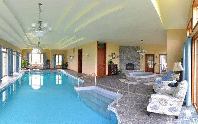 Stone Edge Estate Bed & Breakfast