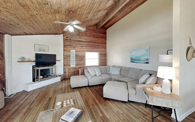 Dreamview by Distinctive Beach Rentals