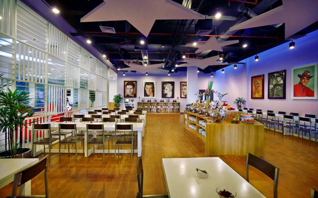 Fame Hotel Gading Serpong