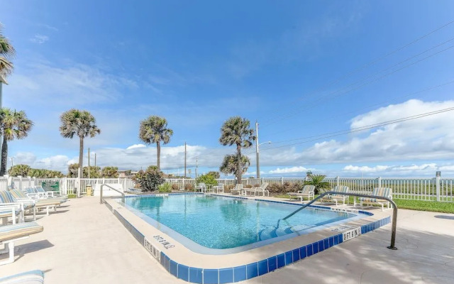 Starboard Light by VTrips