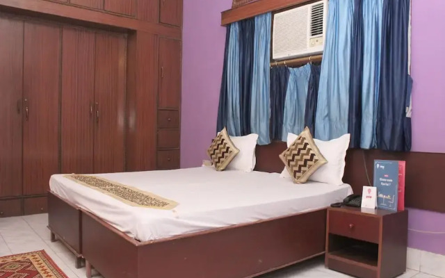OYO 6841 Home Stay near Boring Road