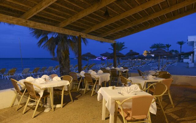 Monarque Dar Jerba Narjess - Family Only