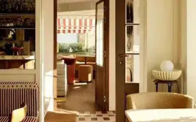 Paul's Hotel
