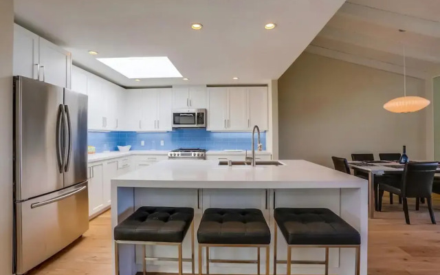 Luxury Ocean View Condo features Direct Access to Beach SBTC331 by RedAwning