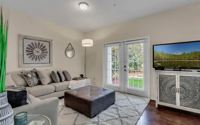 Lucaya Village 2903 Bld 15-101