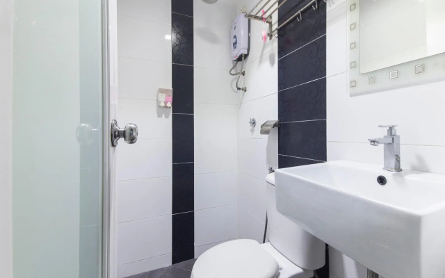 OYO 90296 Red Orange Hotel Port Klang