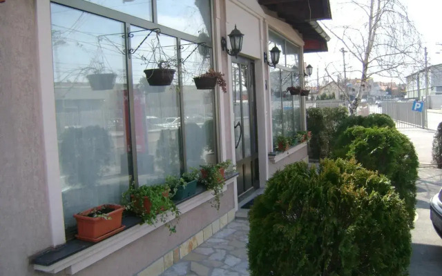 Apartments & Rooms - Konak Vukasinovic