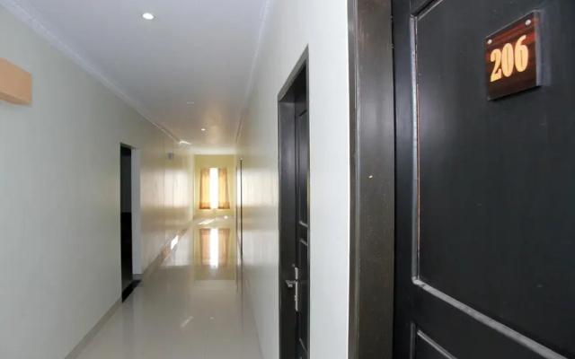 Pondok Garuda by OYO Rooms