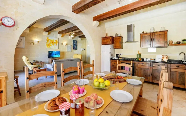 Narcisa Holiday Home
