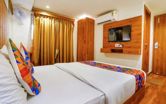 Fabhotel Royal Palace I