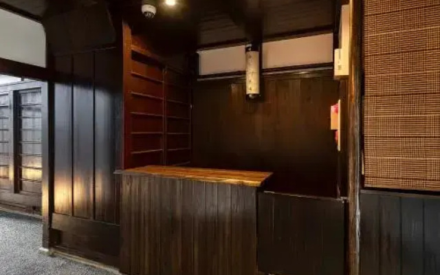 Campton Nishijin Vacation Rental