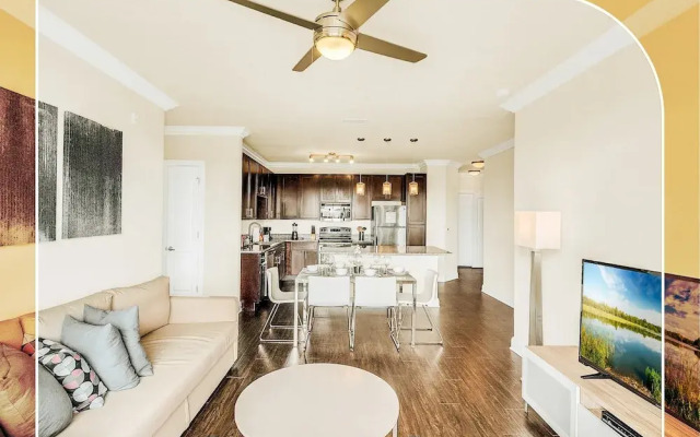 Universal Studios - Disney Apartments by Nuovo