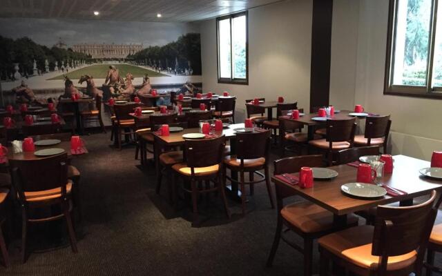 Hotel Le Cardinal Rueil Centre