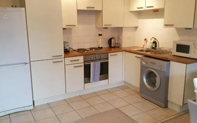 Oxford Apartment