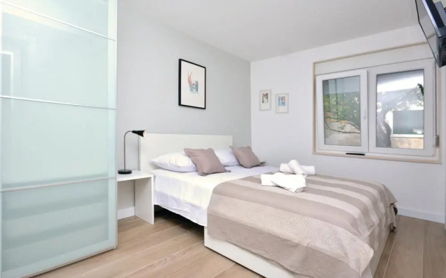 Amazing Home in Split With Wifi and 5 Bedrooms